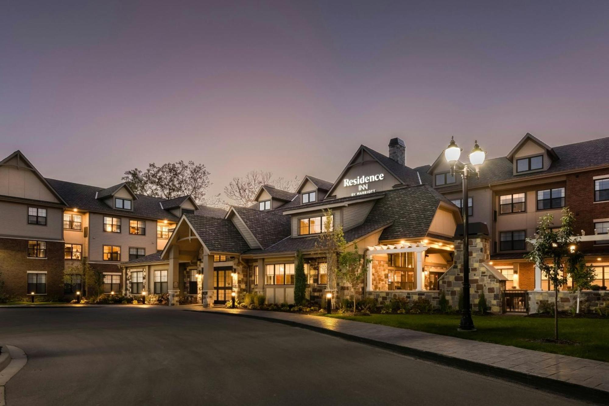 Residence Inn By Marriott Milwaukee Brookfield Εξωτερικό φωτογραφία