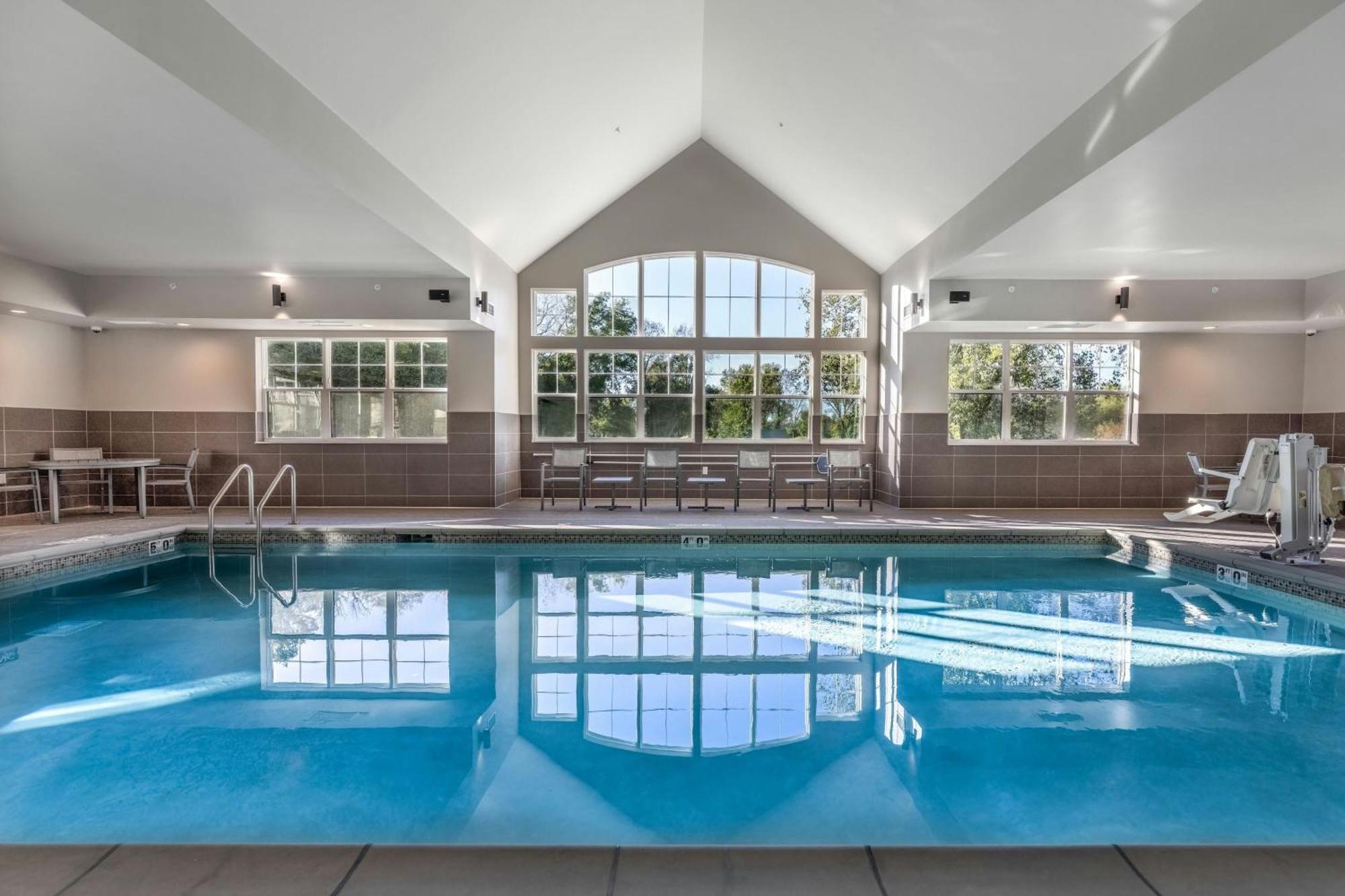 Residence Inn By Marriott Milwaukee Brookfield Εξωτερικό φωτογραφία